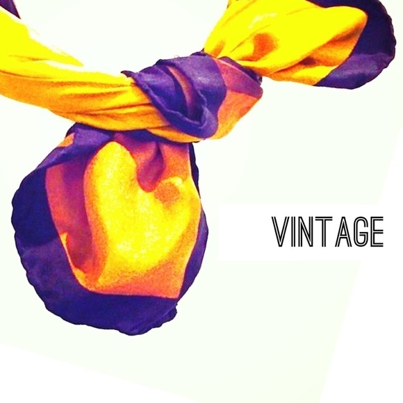 Vintage Dumont Scarf - Picture 1 of 3